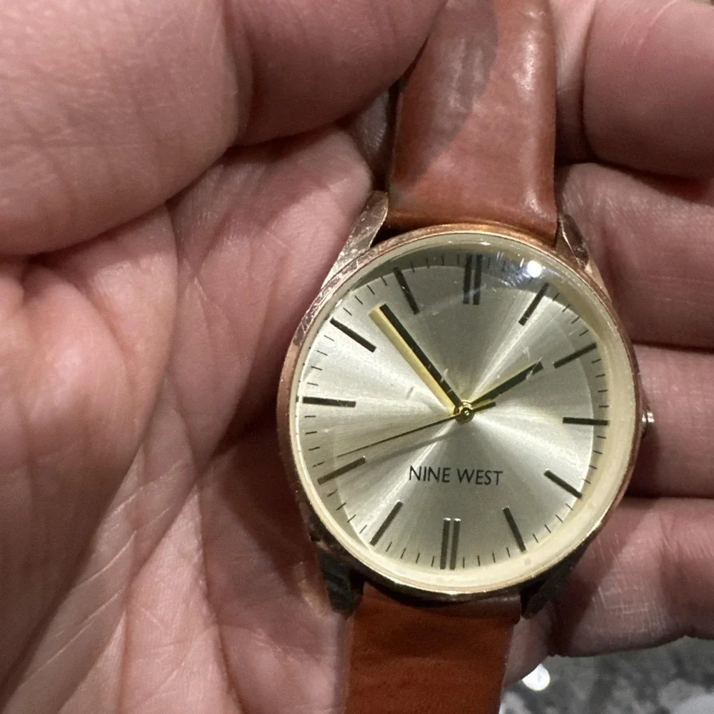 Working Nine West‎ Unisex Watch Gold Tone 36mm Fit 7.5 Brown Leather New Battery